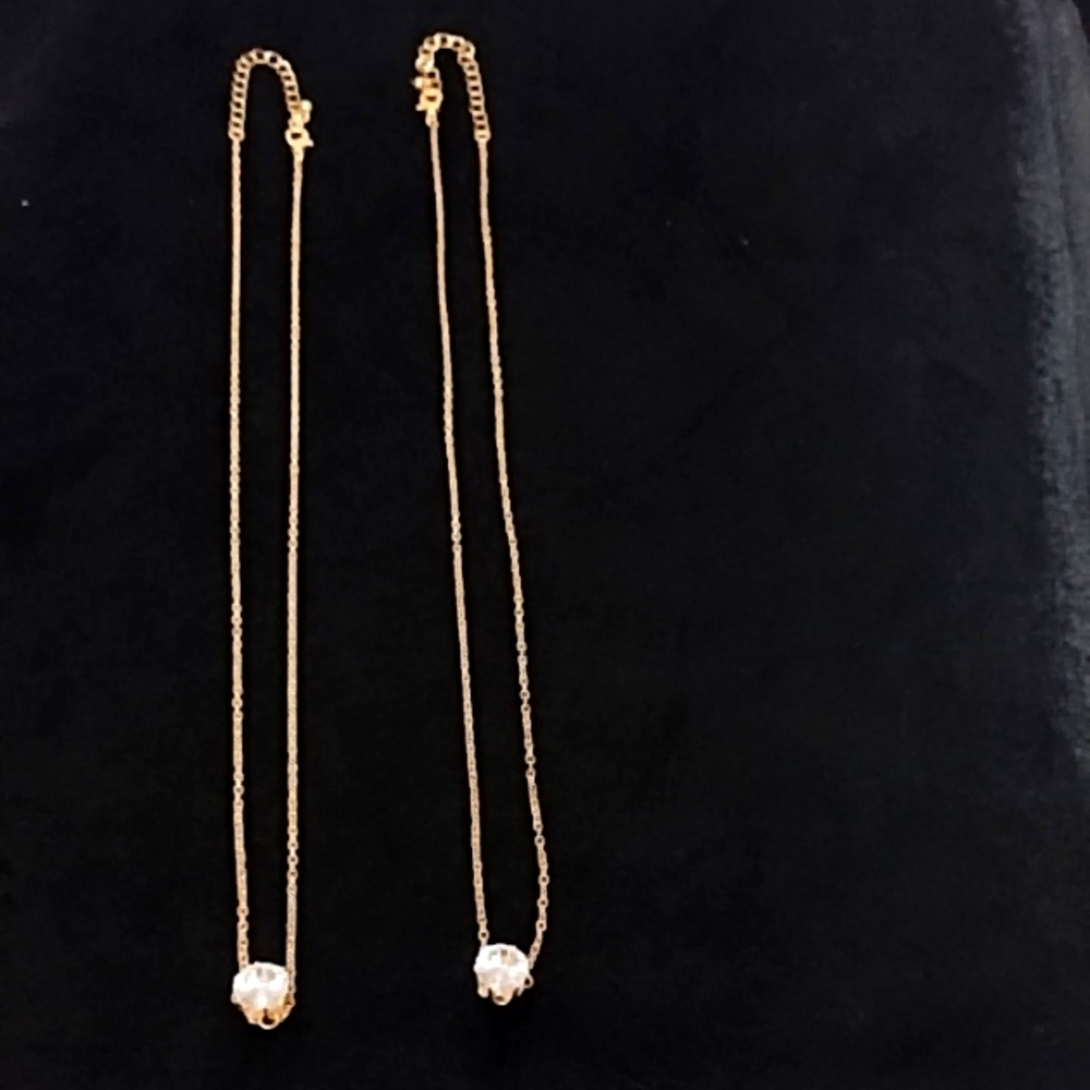 1 Ladies Goldtone Necklace(22") with CZ pendant